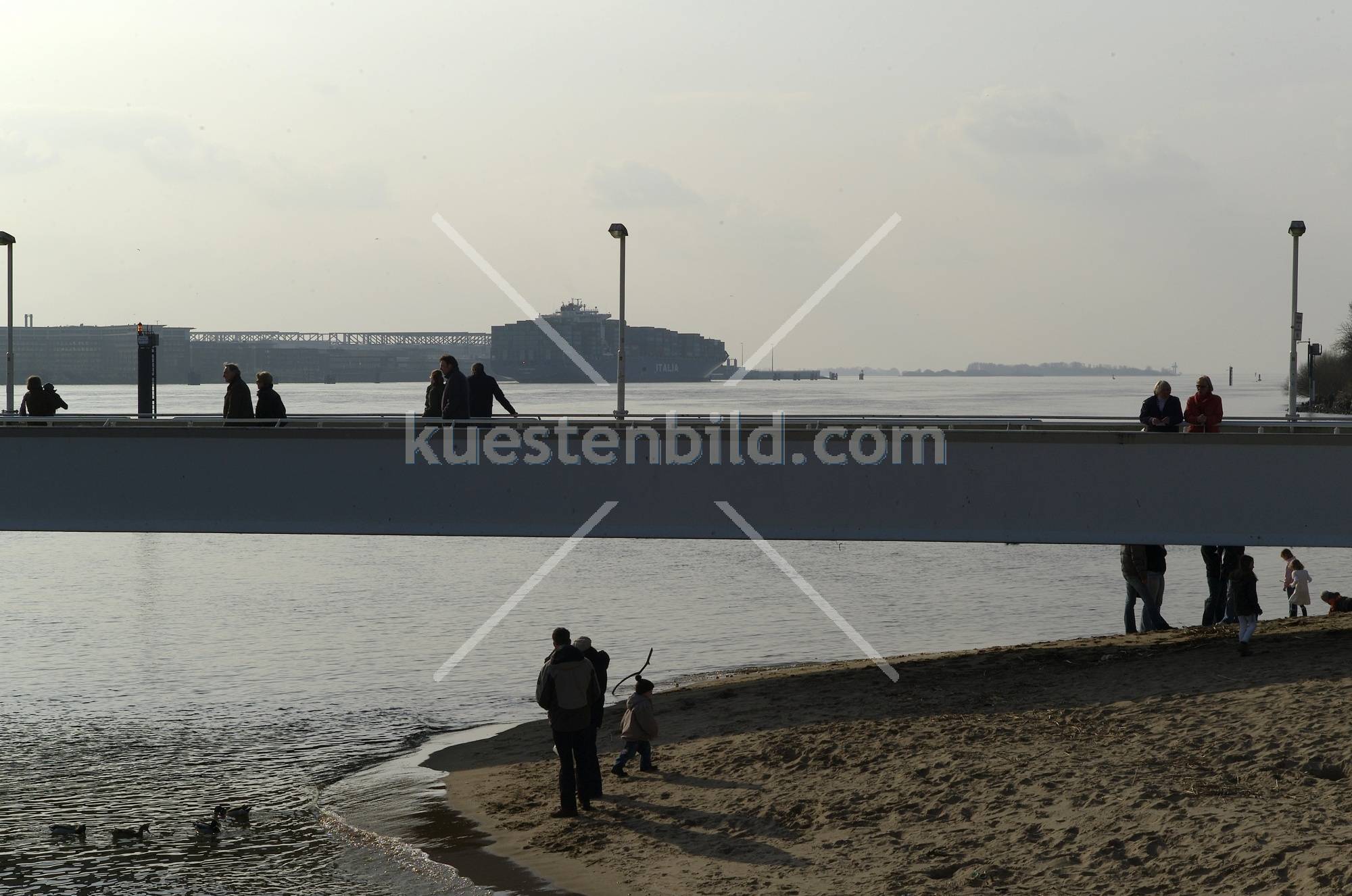 Teufelsbrcke im Gegenlicht
