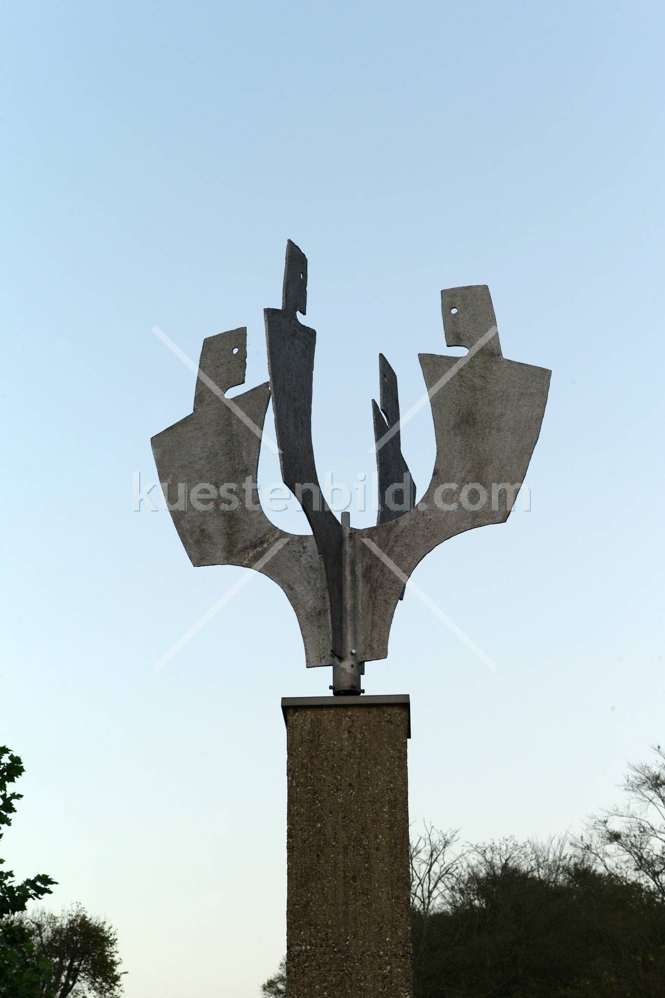 Glcksburg Skulptur an Strandpromenade