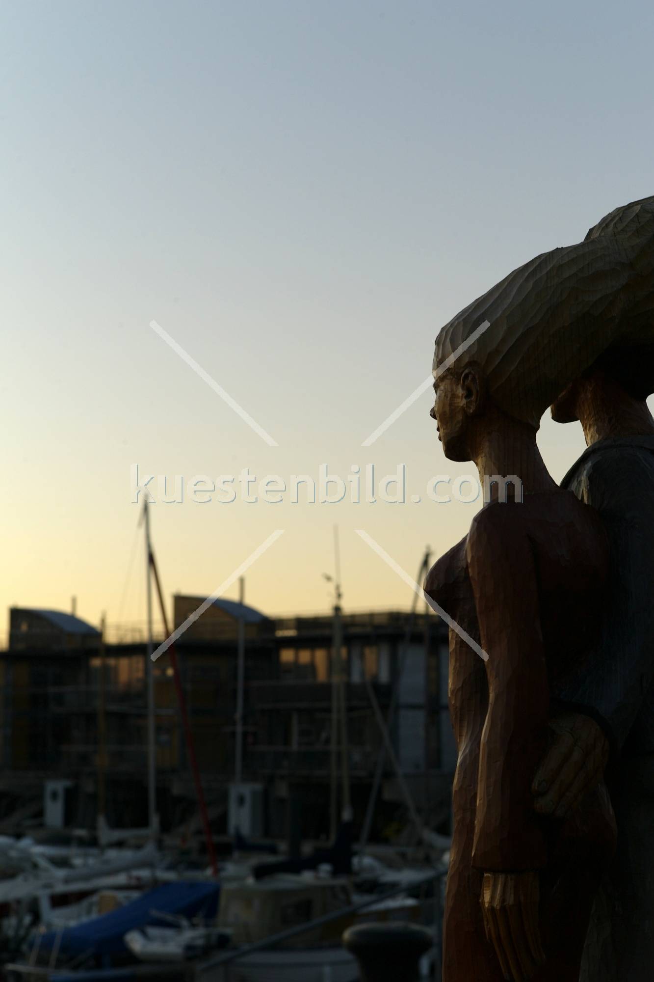Skulptur im Yachthafen Sonwik