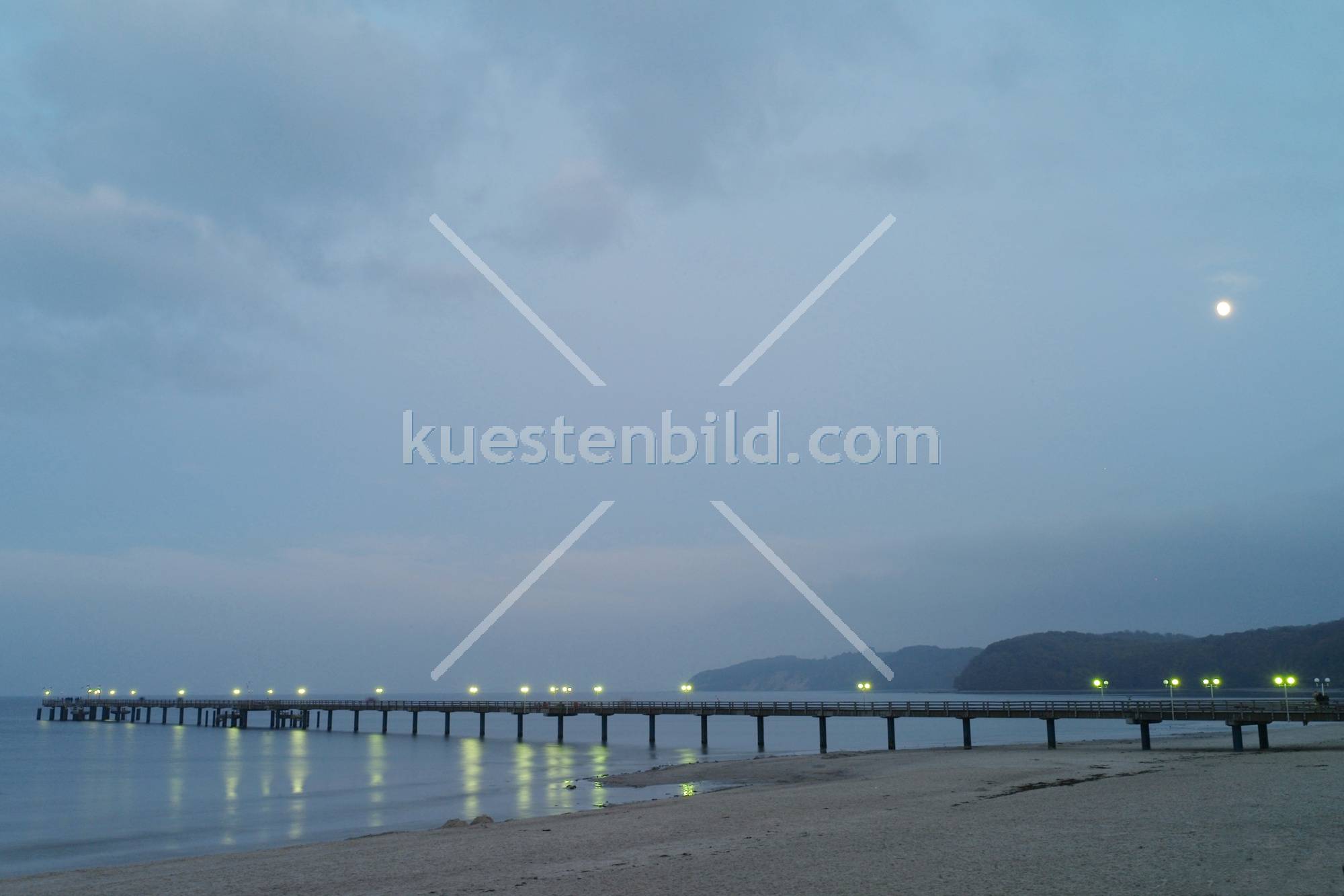 Seebrcke Binz im Mondlicht