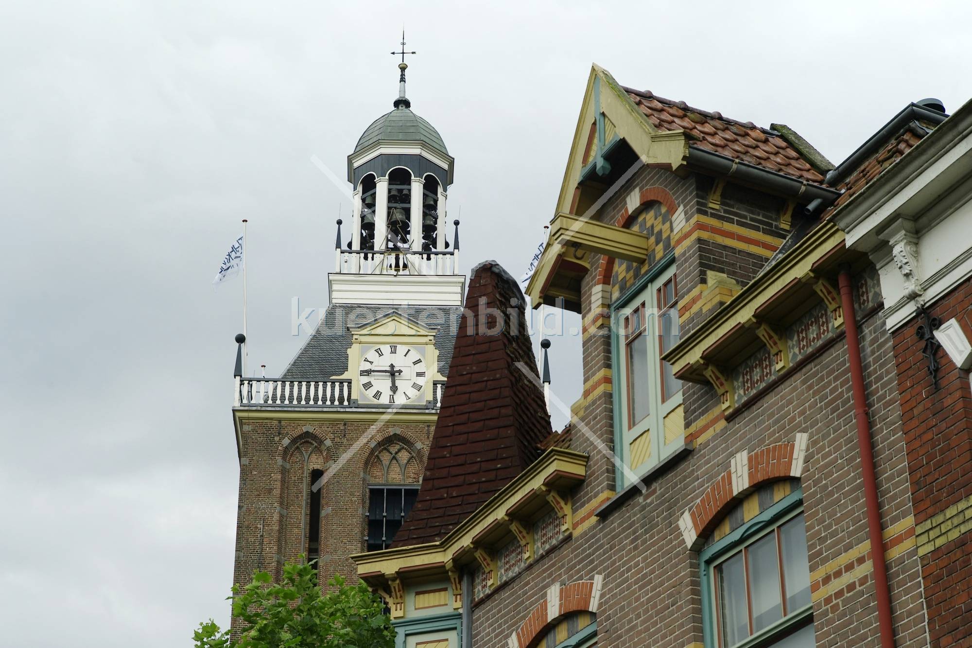 Meppel, Turm mit Husergiebel