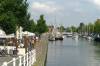 hauptsaison, friesland, sonnenschirme, auenterrasse, schiffe, touristen, hafen, 