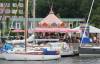 zuschauer, event, kieler woche, karussell, kirmes, yachten, segelboote, 