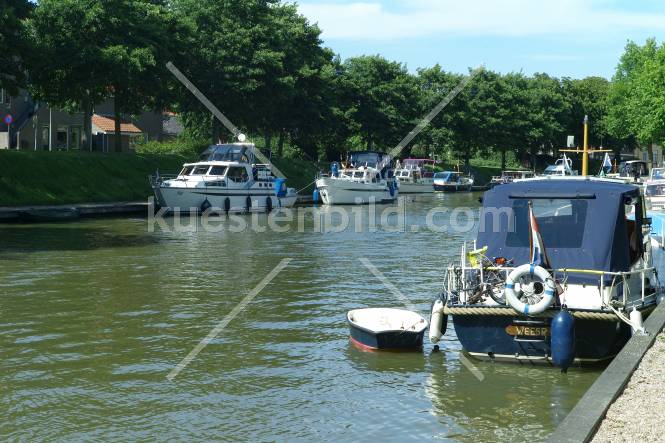 Kanal mit Booten