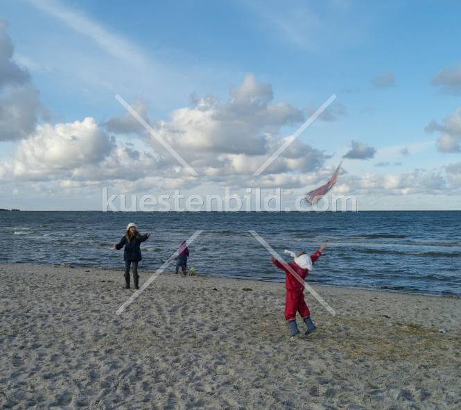 Herbstfreuden am Strand