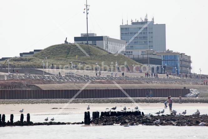 Blick auf Strandpromenade