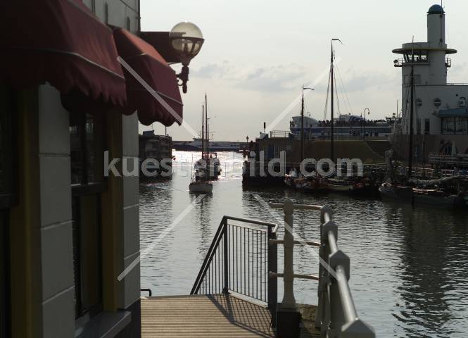 Restaurant mit Schleusenblick
