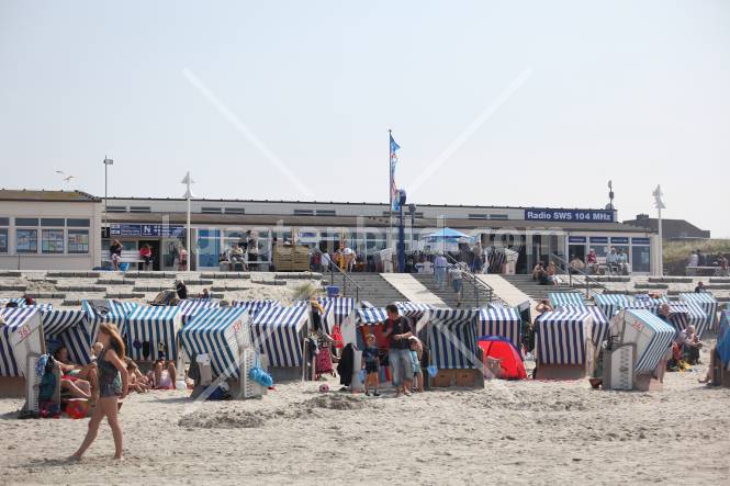 Strandkrbe vor Promenade