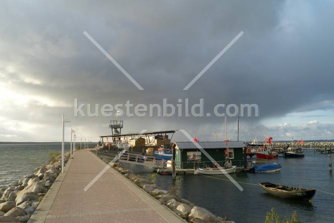 Glowe, Weg zum Hafen