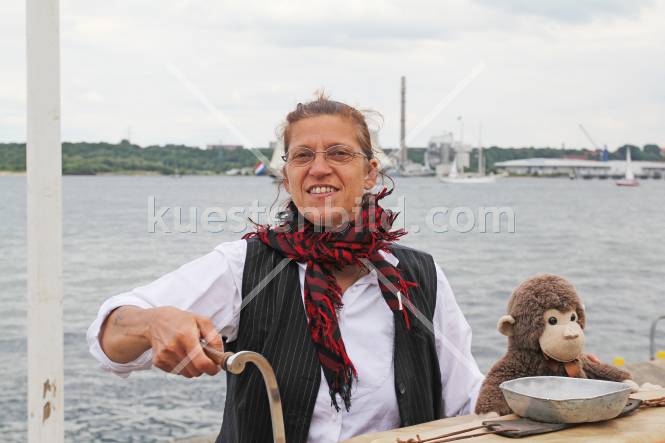 Drehorgelspielerin
