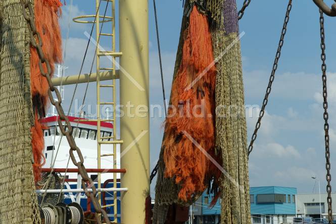 Mast mit Netzen
