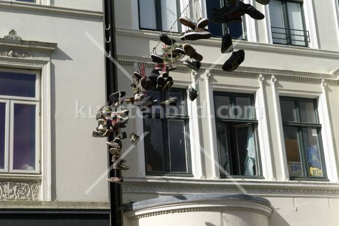 Schuhskulptur in der Fußgägerzone Flensburg