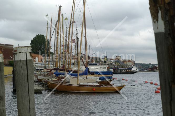 Durchblick zum Museumshafen
