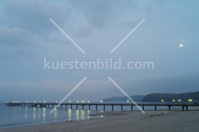 Seebrcke Binz im Mondlicht