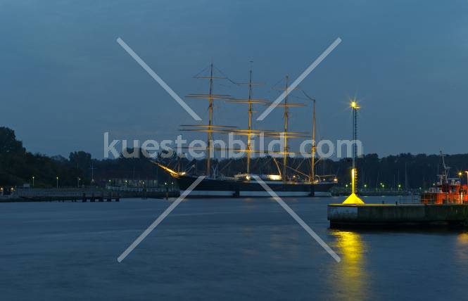 Schulschiff Passat am Abend